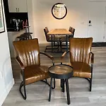 Joli Condo En Basse-Ville - Parking Gratuit 309357