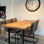 Joli Condo En Basse-Ville - Parking Gratuit 309357