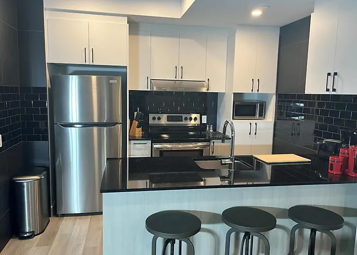 Joli Condo En Basse-Ville - Parking Gratuit 309357