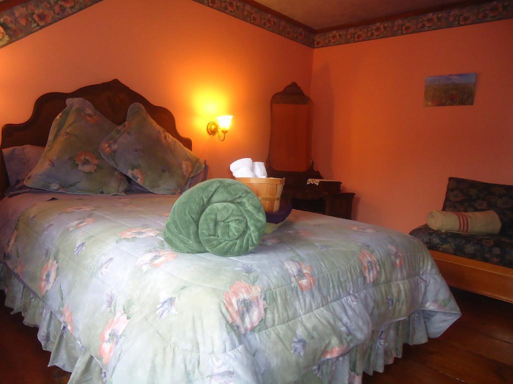 A L'augustine Bed & Breakfast