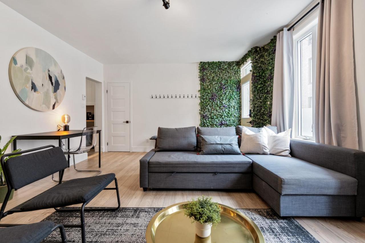 Initial - Greenplace - Downtown Qc City Apartment *