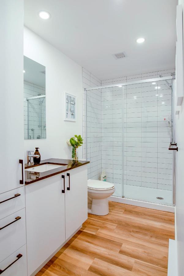 Le 908, Suberbe Neuf Avec Piscine Apartment