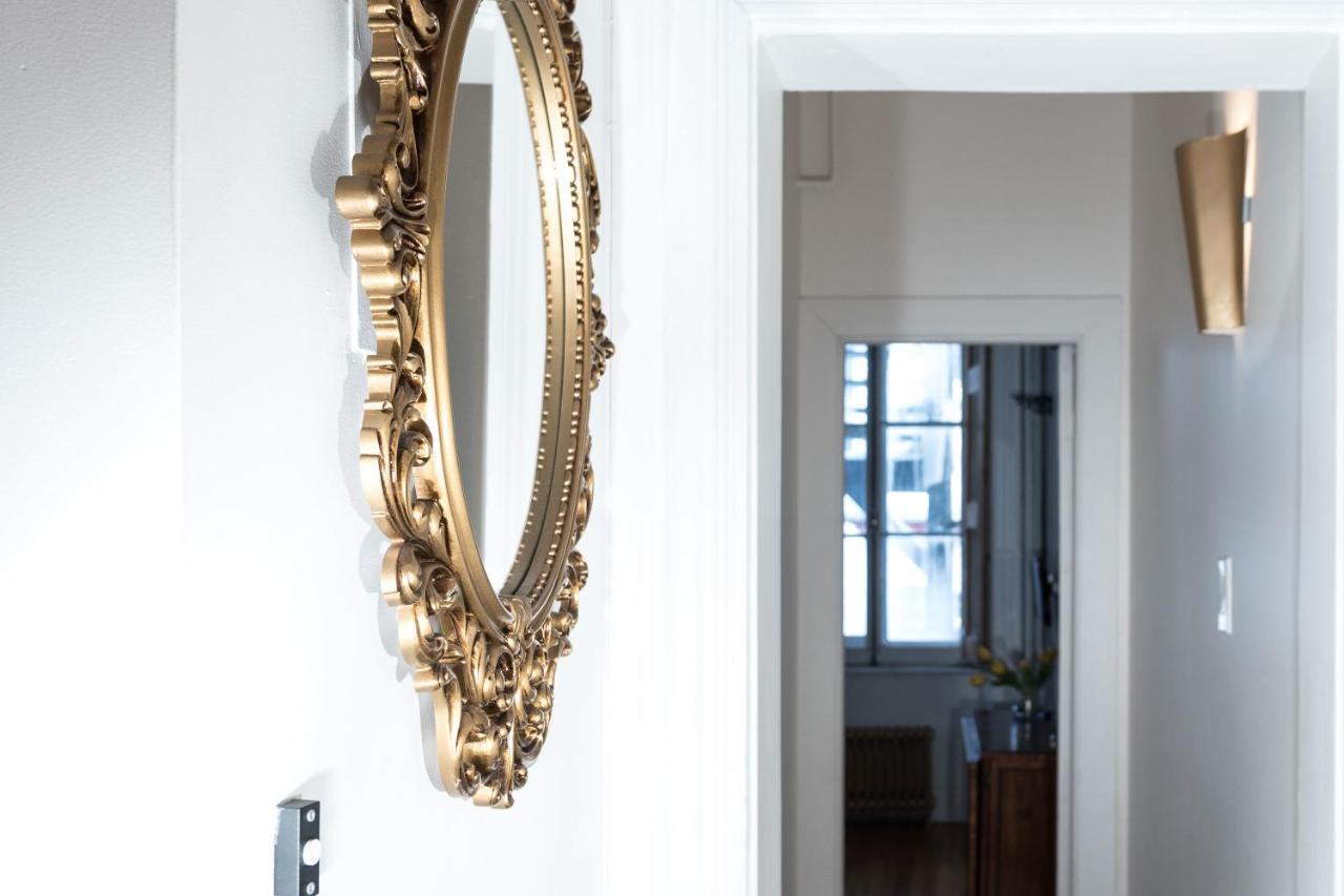 Gorgeous In Old - Le Petit 24 Quebec City