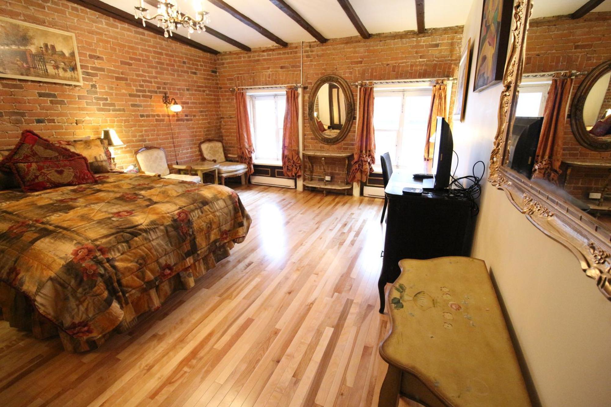 Castel D'amerique Francaise Bed & Breakfast Quebec City