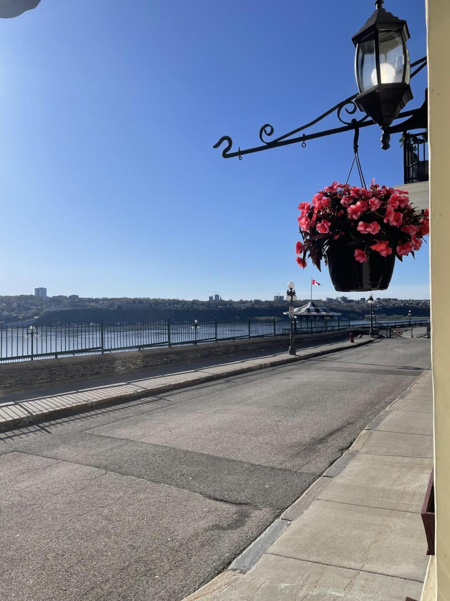 Hotel Terrasse Dufferin Quebec City