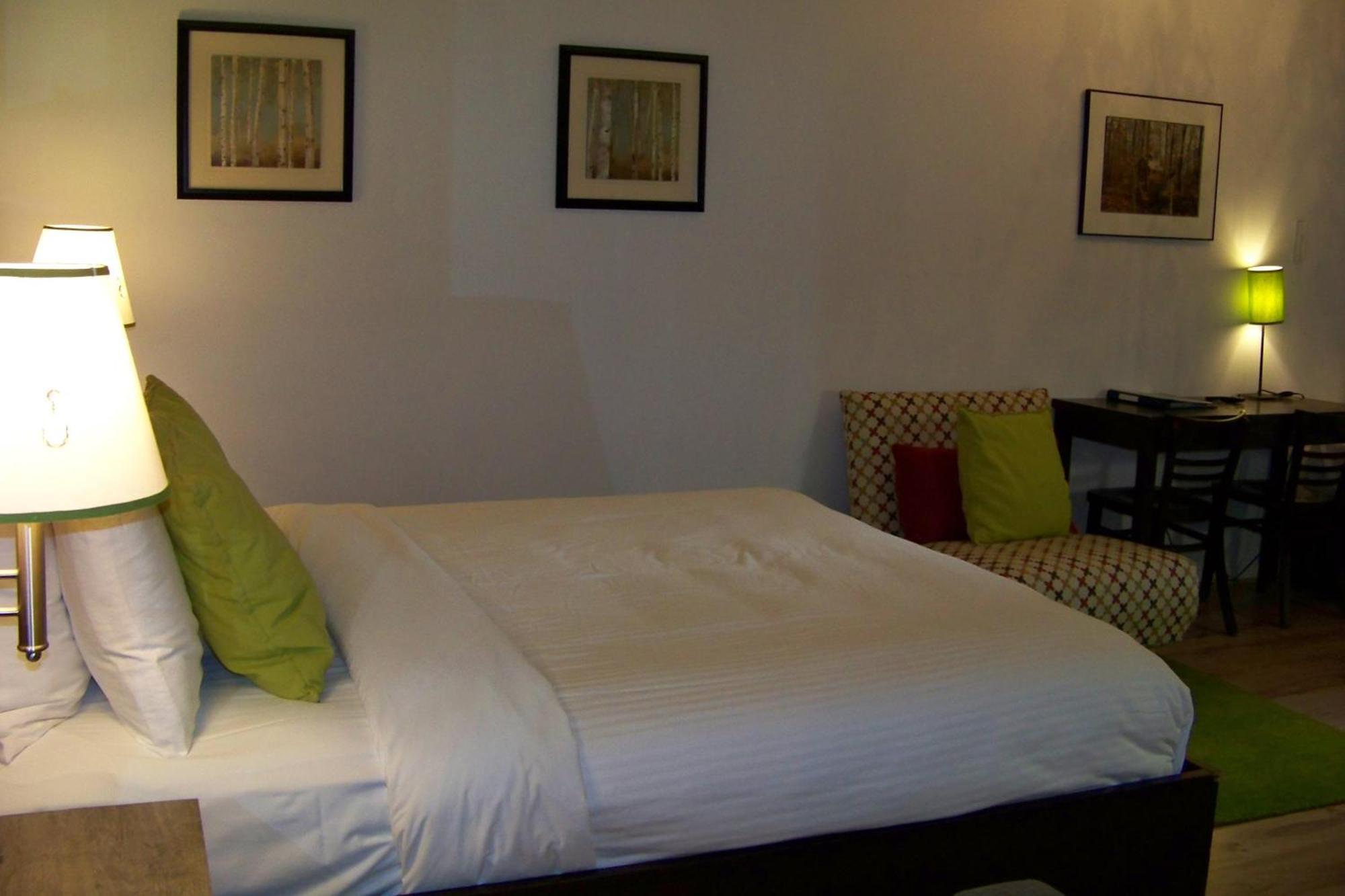 Inn Aux Deux Lions Quebec City