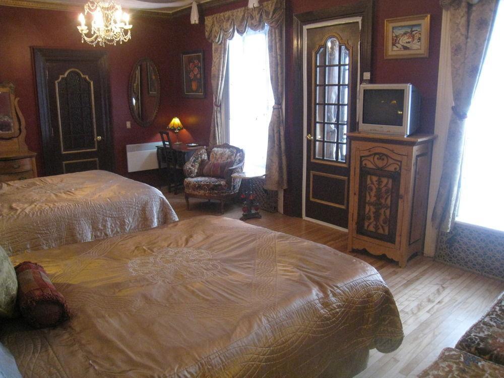 Castel D'amerique Francaise Quebec City