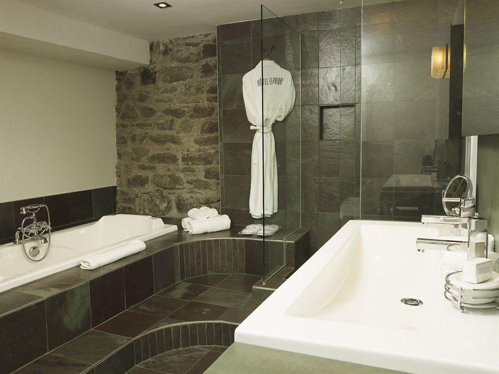 Le Priori 4*