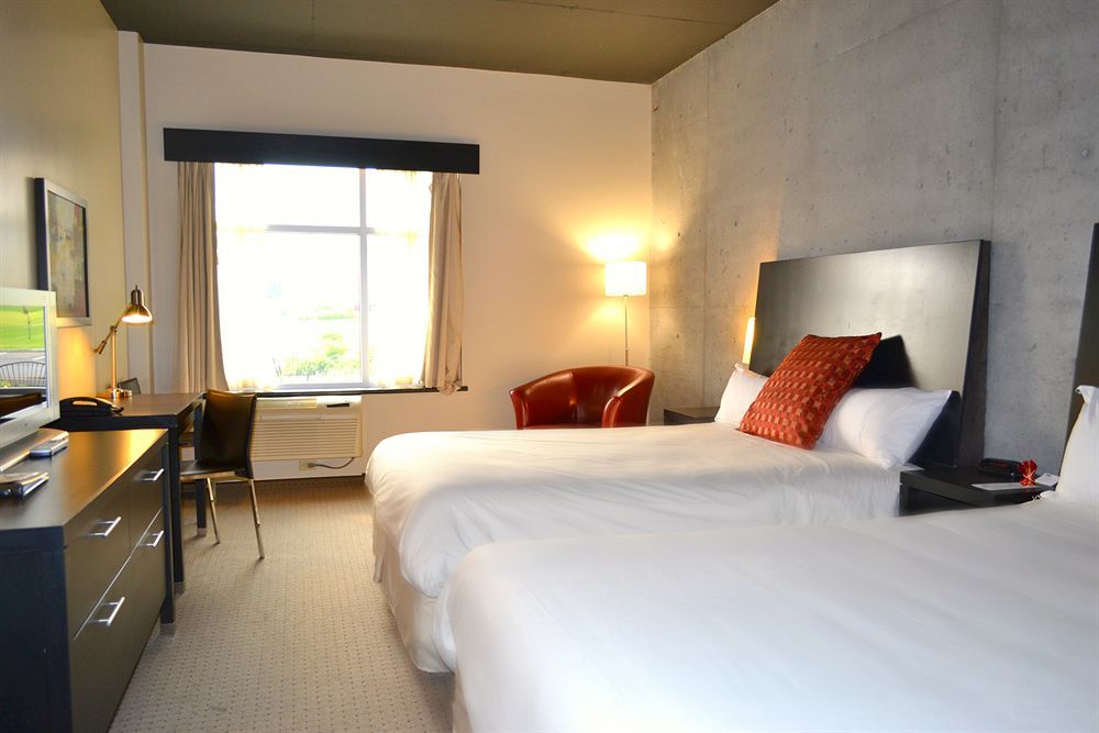 Hotel Grand Times - Aeroport De