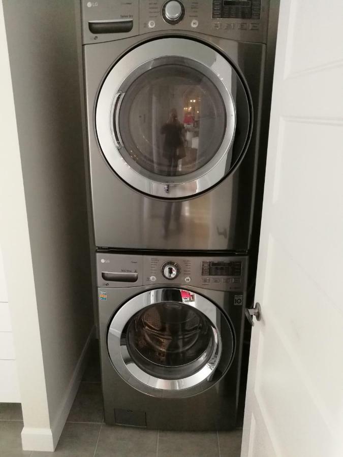 Penthouse On Charest - With Parking And Gym * Quebec City