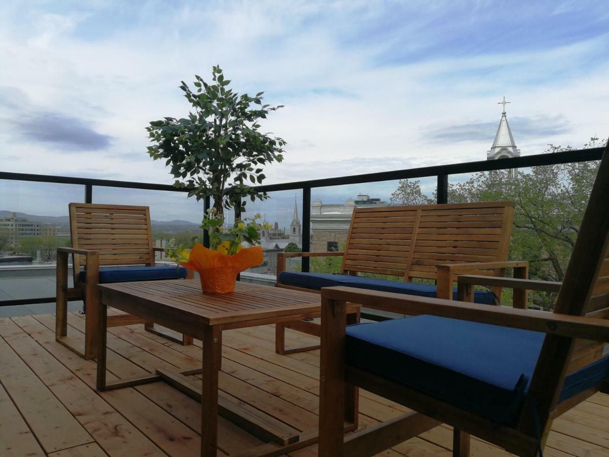 Penthouse On Charest - With Parking And Gym Quebec City