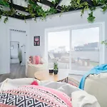 Deluxe Penthouse / / 2 In 1 Downtown Quebec City