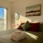 Le Kameleon 305 - Lumineux Et Moderne, Condo Au Centre-Ville