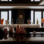Le Capitole Hotel