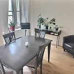Amazing Condo In The Old Port