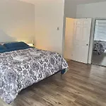 Amazing Condo In The Old Port