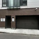 Initial / Yogi+ Parking / Centre-Ville De Quebec