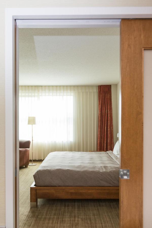 Chateau Laurier Hotel 4*