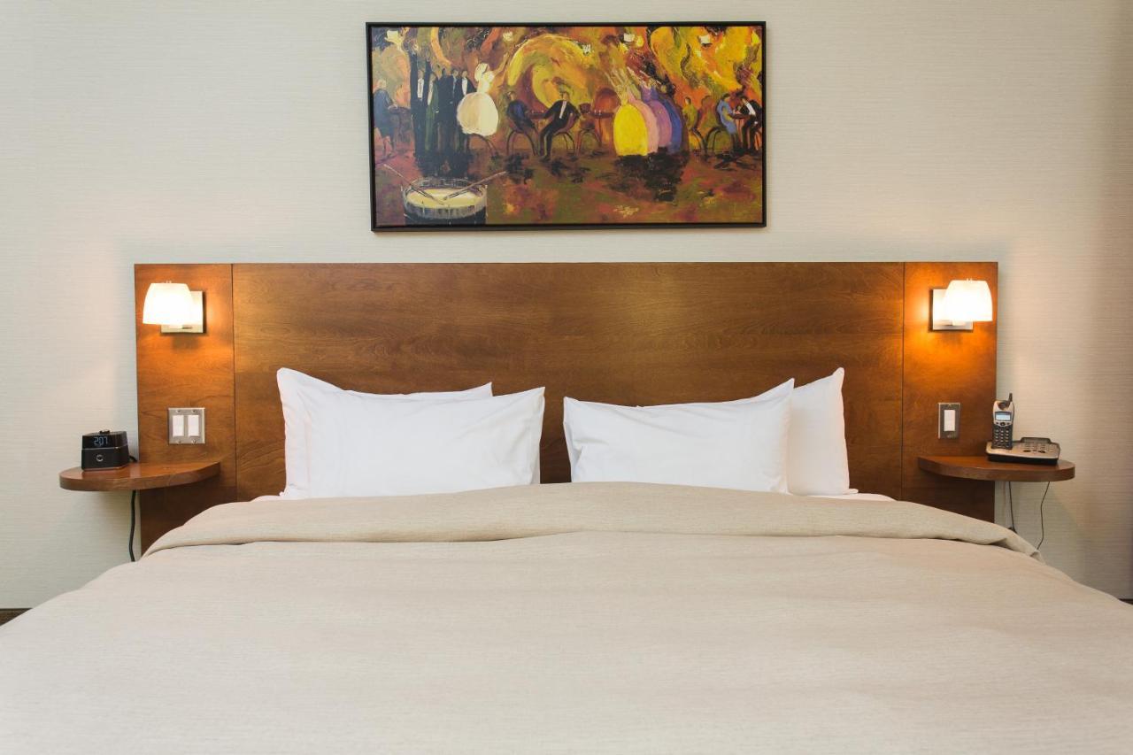 Chateau Laurier Hotel 4*