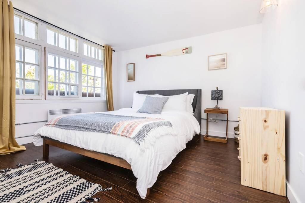 North House - Modern Meets Rustic- 2 Bedroom In Old