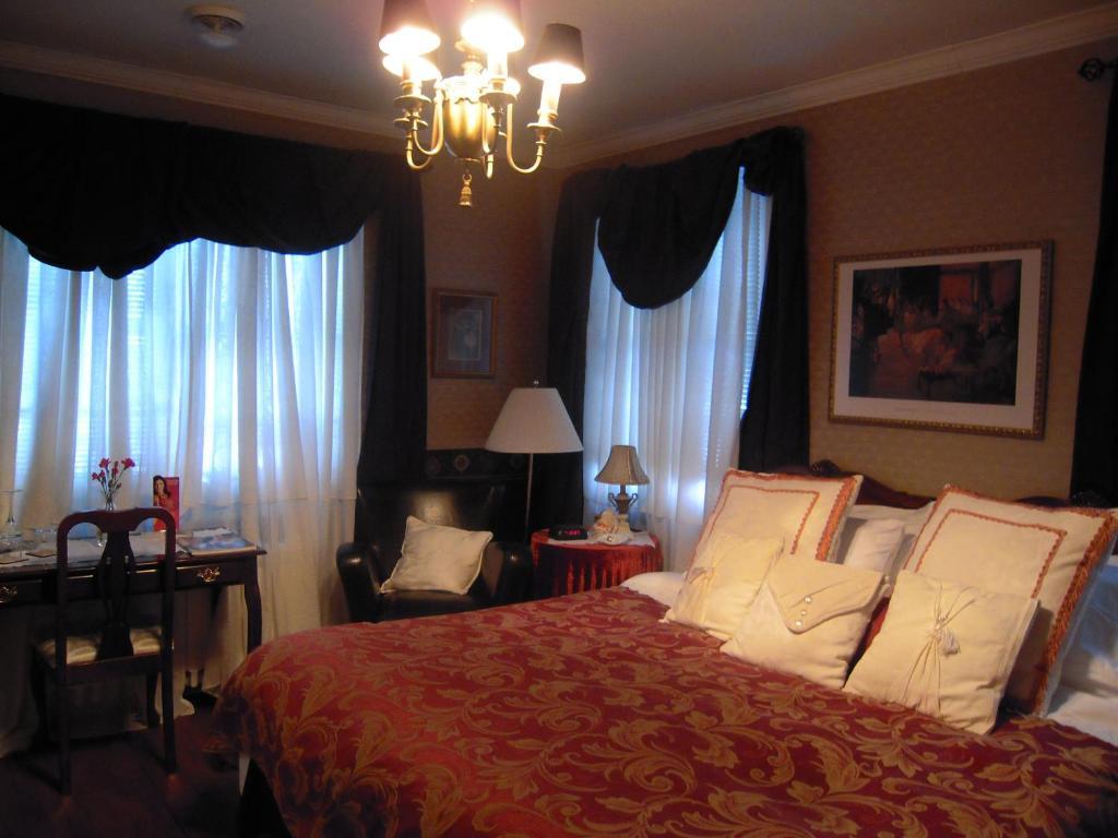 L'arvidienne Couette Et Cafe Quebec City