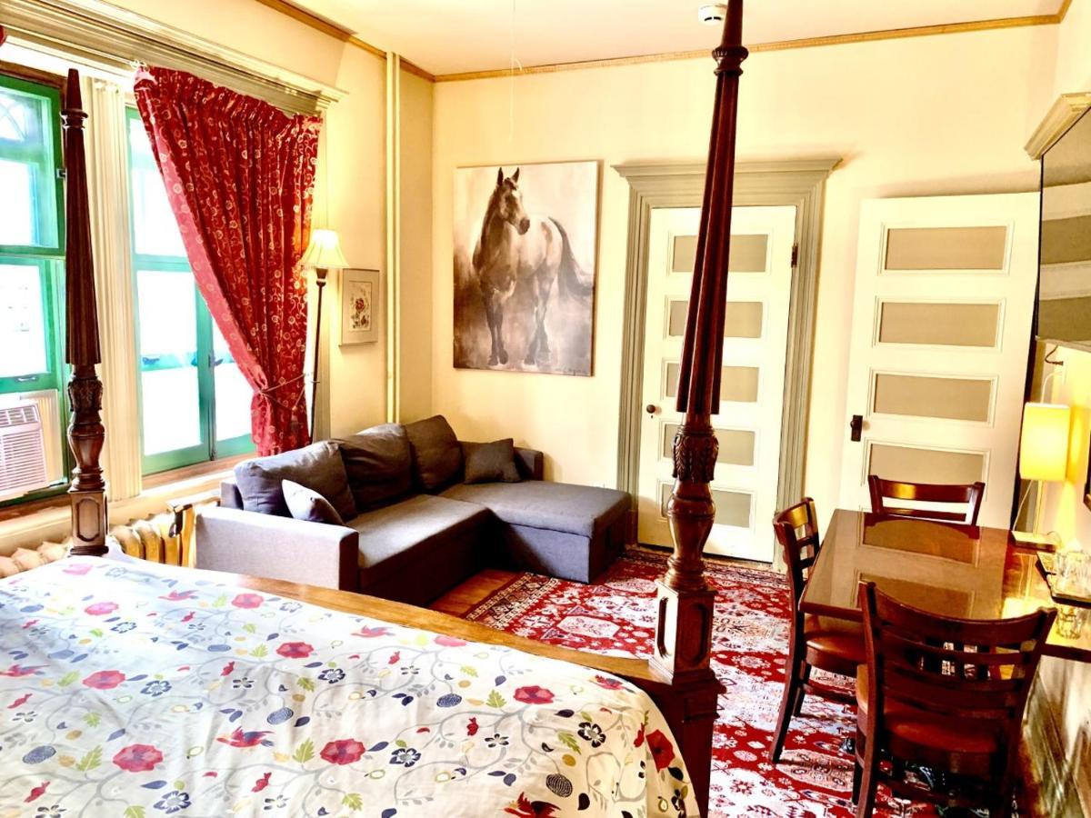 B&B Quebec Bed & Breakfast Quebec City