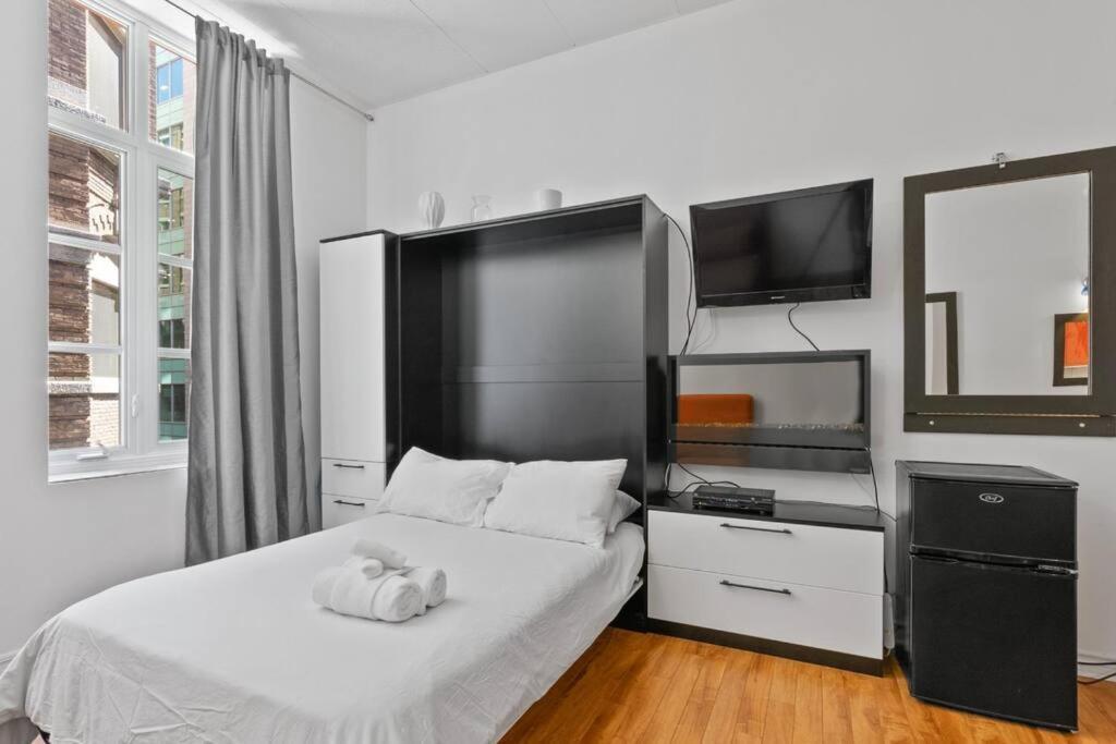 Initial - Orange - Centre-ville De Apartment
