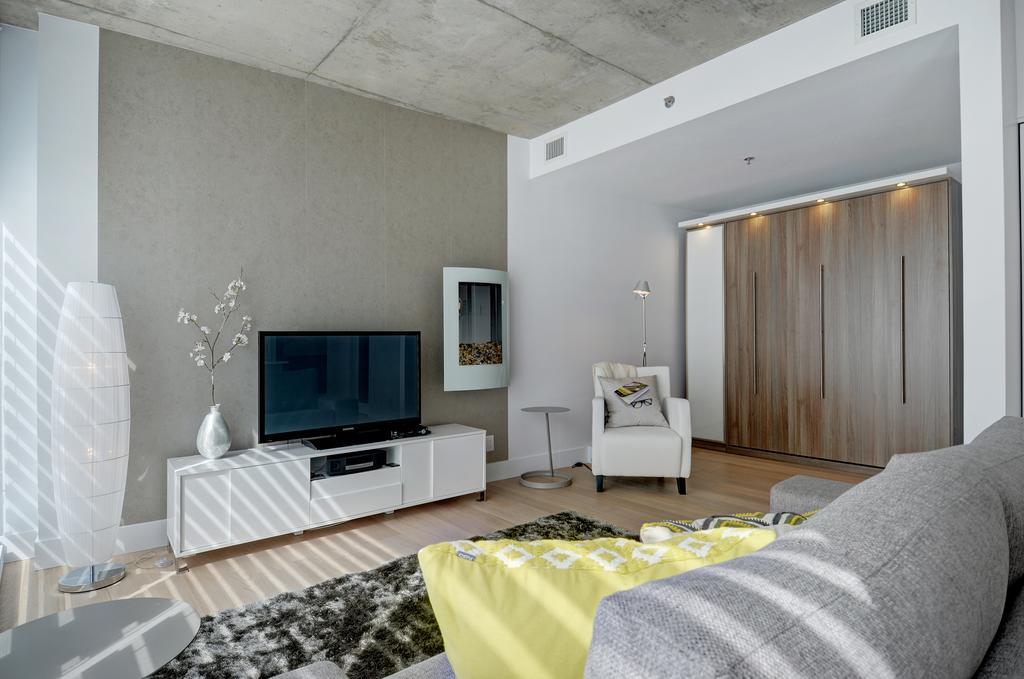 Les Immeubles Charlevoix - Le 760-306 Apartment