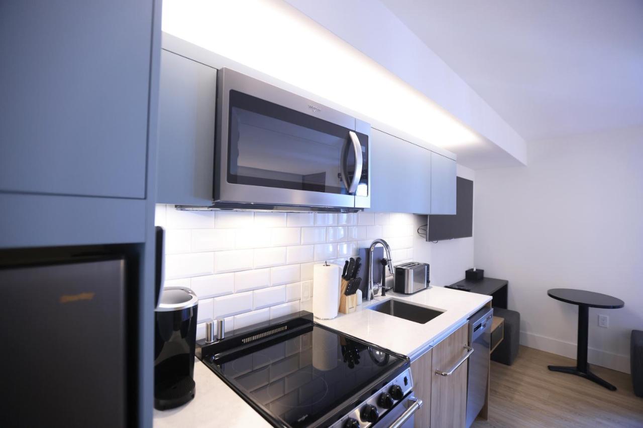 Le 31 Mcmahon Apartment *