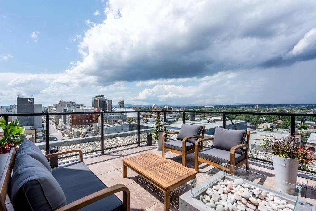 Initial / New Yorker / Centre-ville De Apartment *