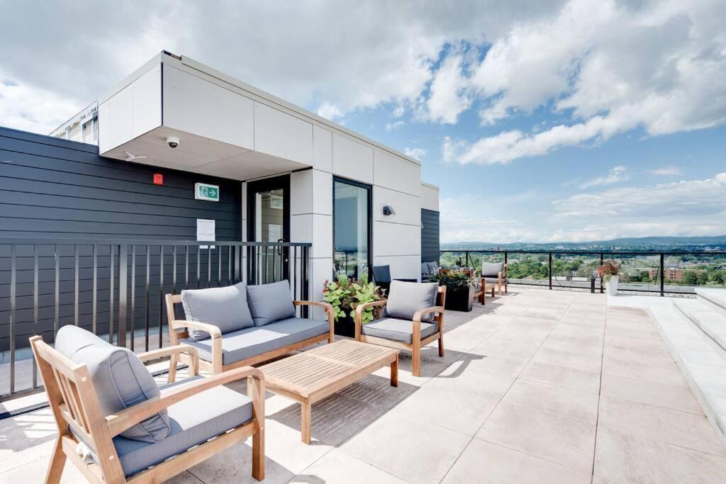 Initial / Espace M / Centre-ville De Apartment Quebec City