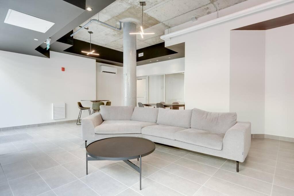 Initial / Yogi+ Parking / Centre-ville De Apartment Quebec City