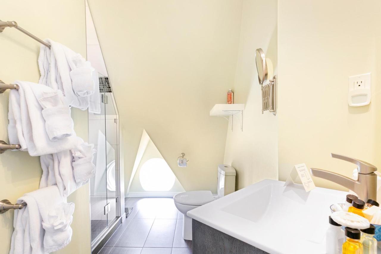 Hotel Chateau Des Tourelles Quebec City