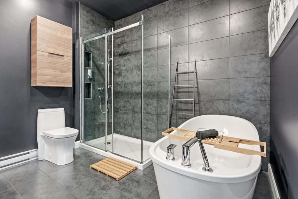 Initial Ferme Apartment