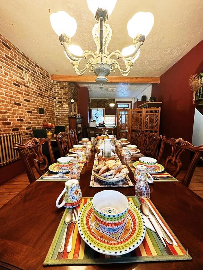 Au Petit Roi Bed & Breakfast 4*
