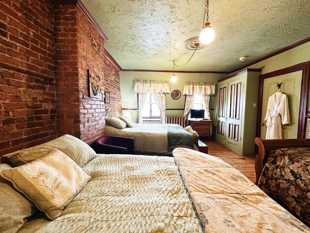 Au Petit Roi Bed & Breakfast