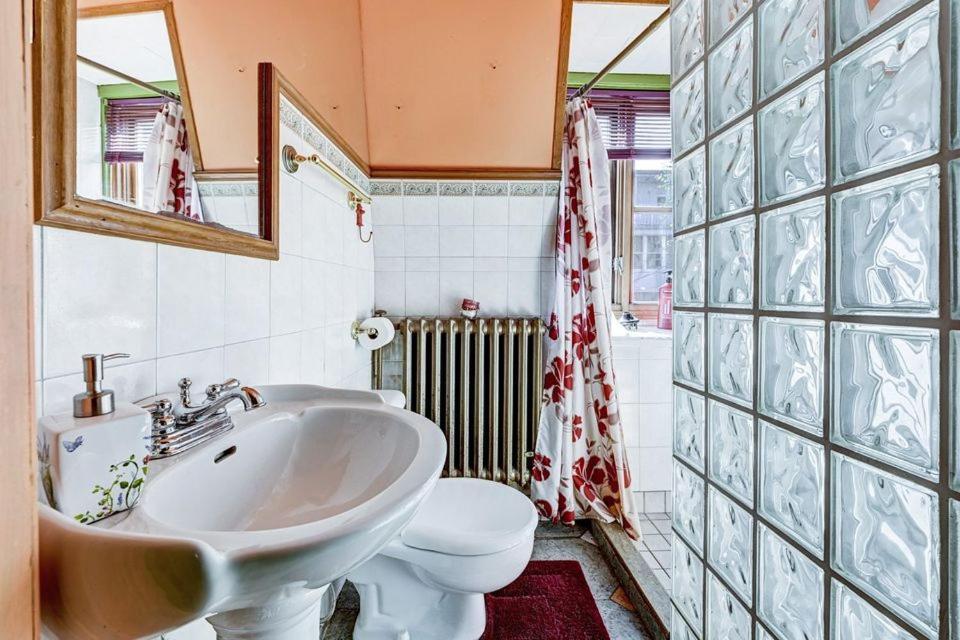 Au Petit Roi 4*