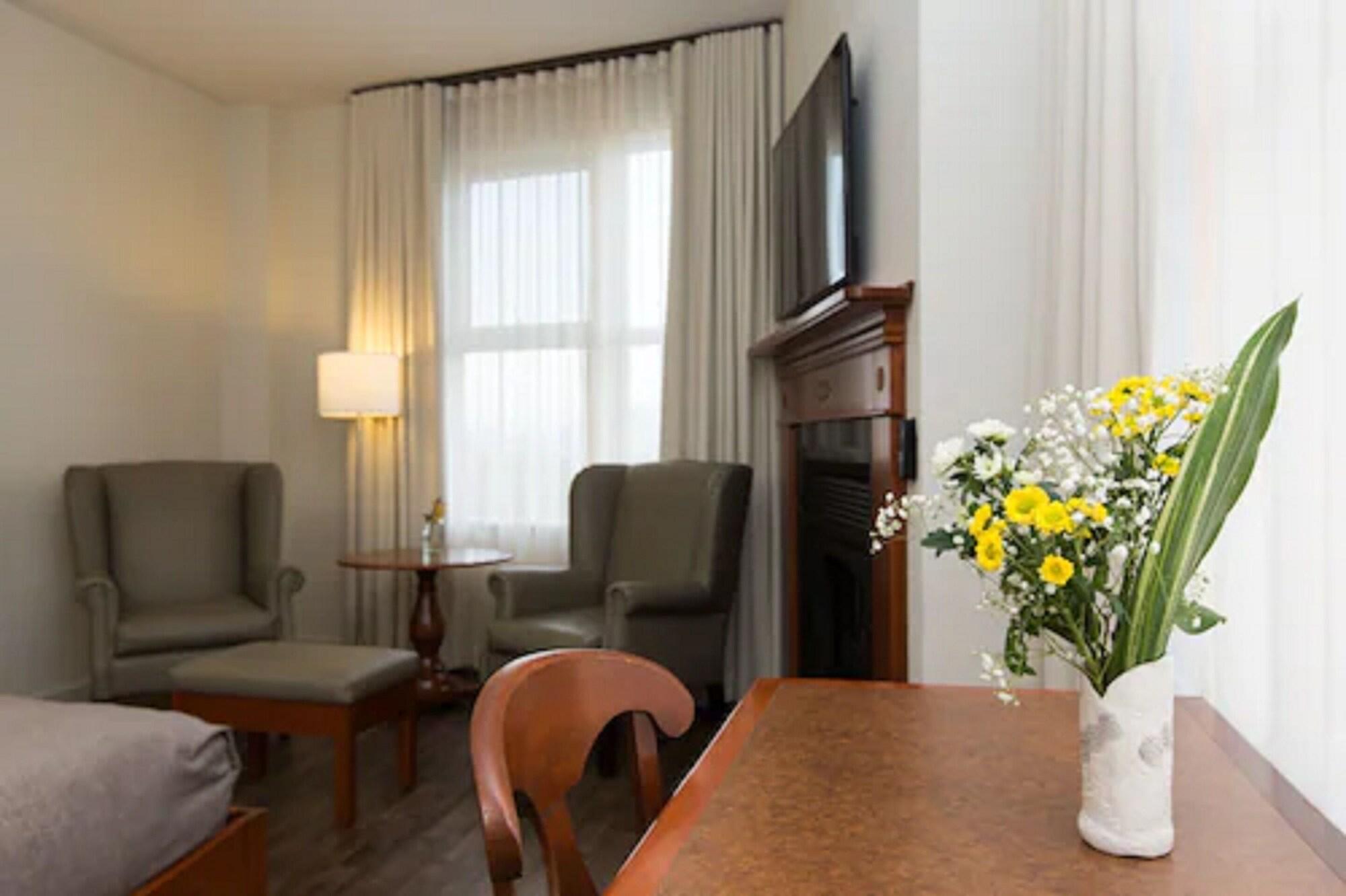 Chateau Laurier Hotel Quebec City