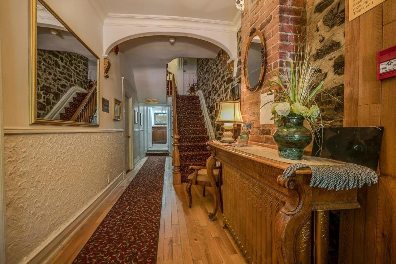Hotel Manoir Sur Le Cap Quebec City