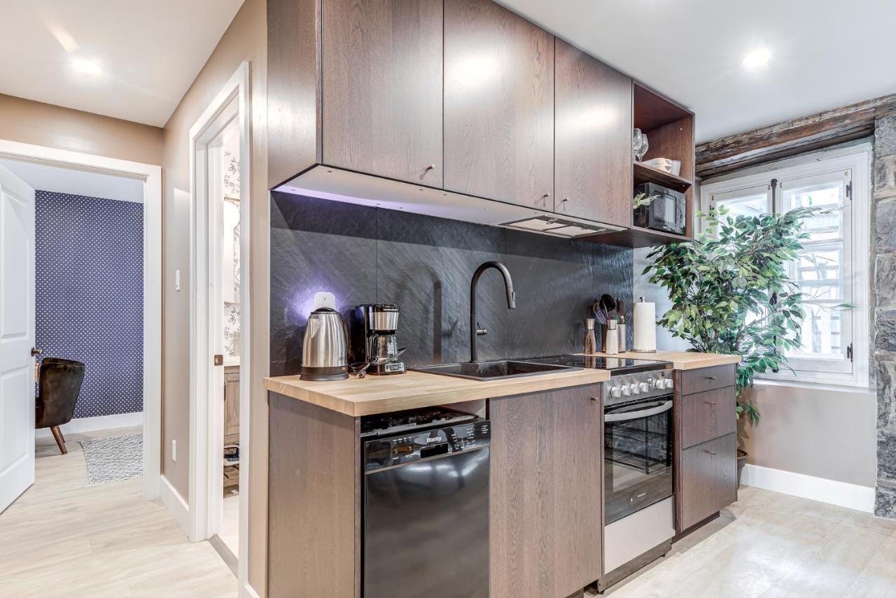 Beautiful Vieux 2 Bedroom Apt *