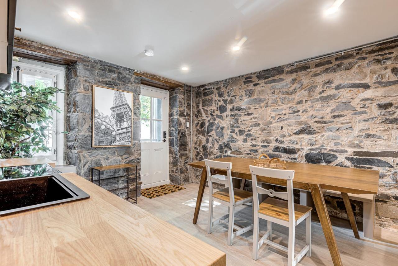 Beautiful Vieux 2 Bedroom Apt * Quebec City