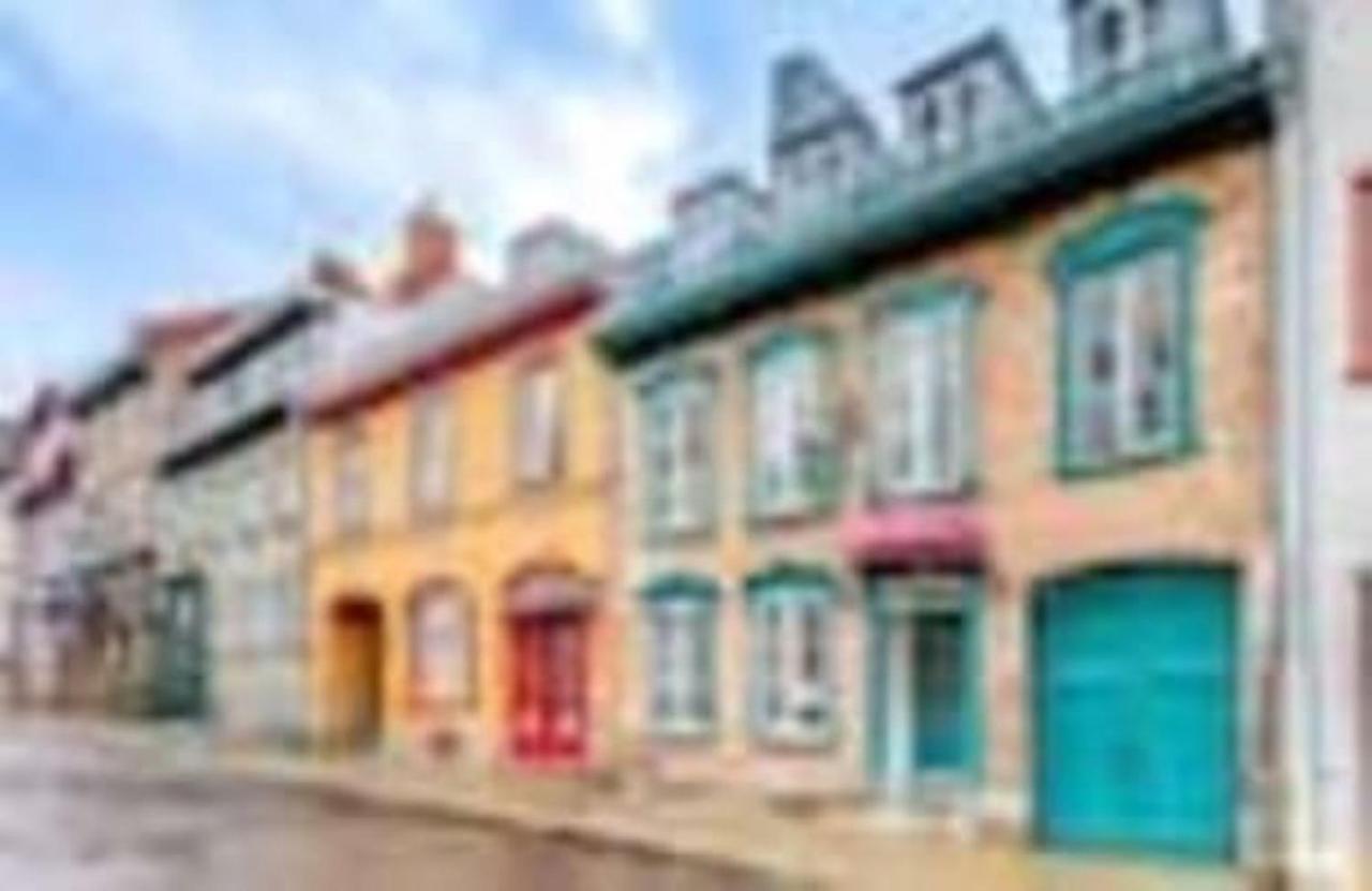 North House - Gorgeous 3 Bedroom 2-floor Old Townhouse Apartment Quebec City