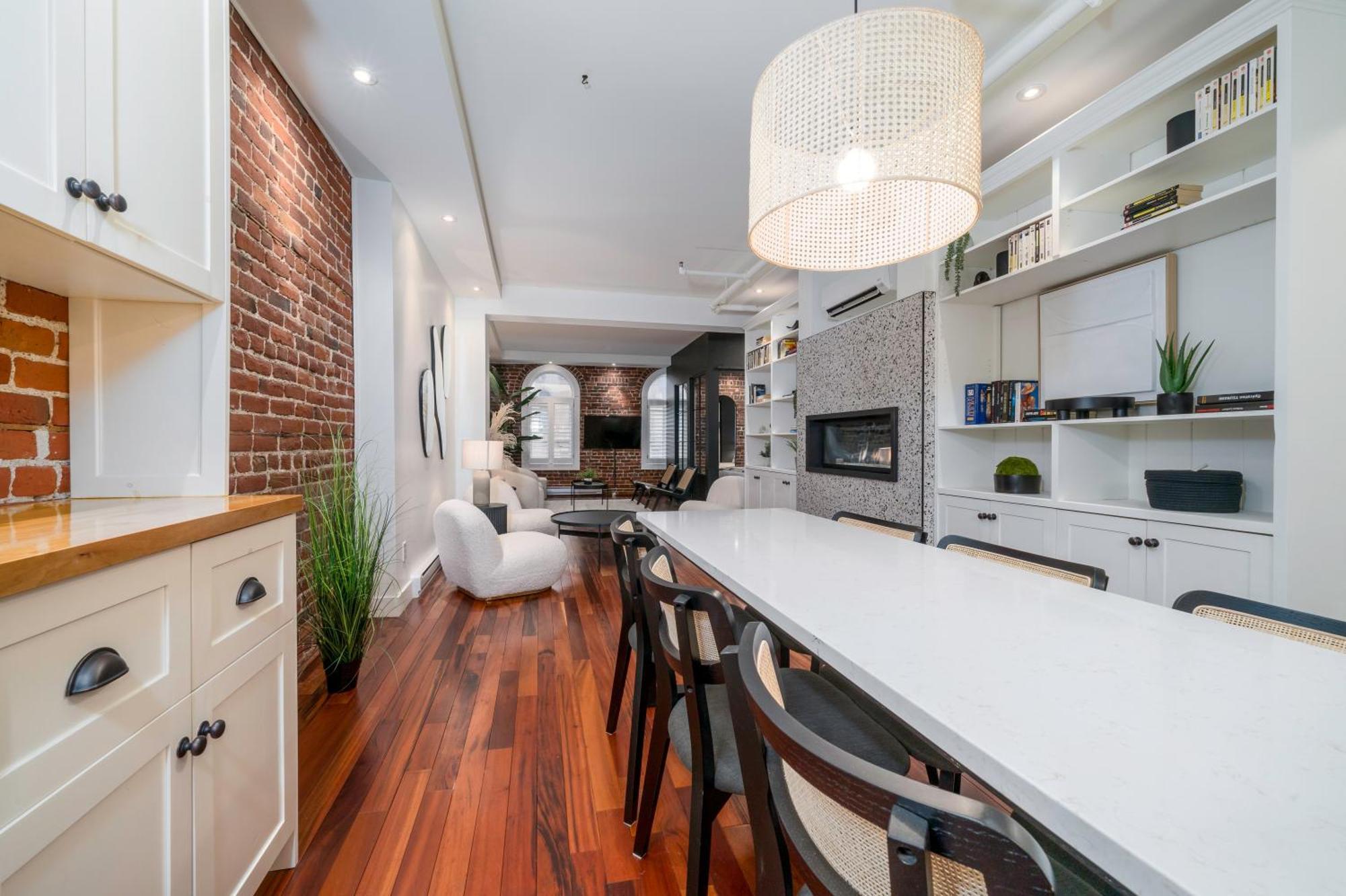Deluxe Penthouse / / 2 In 1 Downtown Apartment