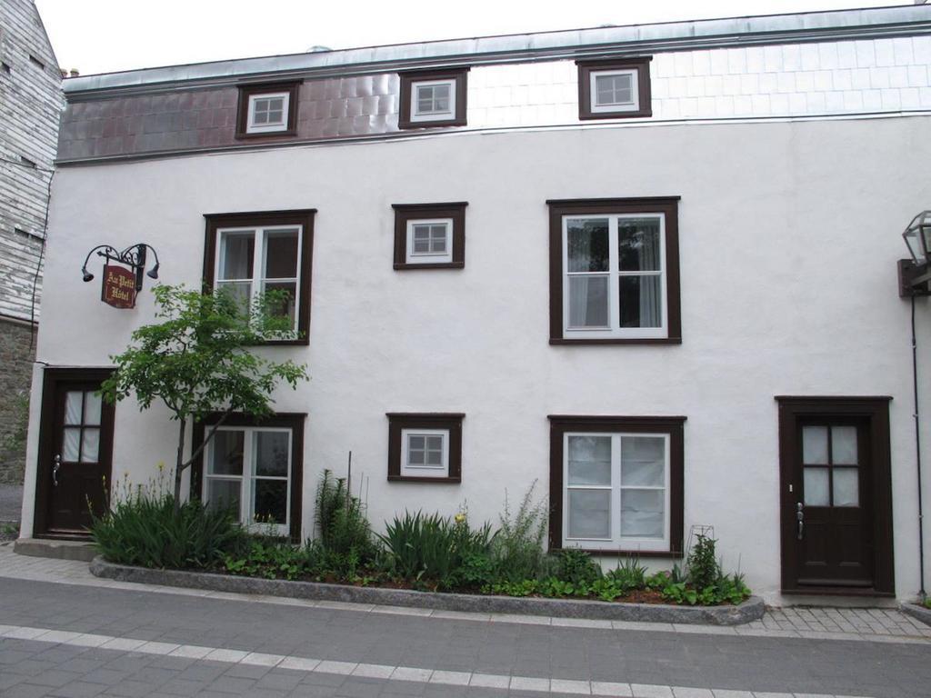 Hotel Au Petit