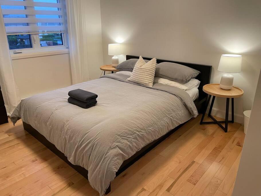 Le Citadin - Maison Neuve Moderne & Ensoleillee Villa Quebec City