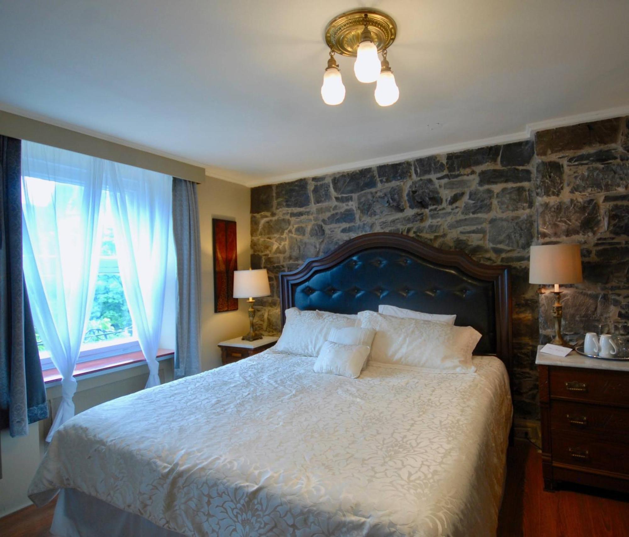 Hotel Manoir Sainte Genevieve Quebec City