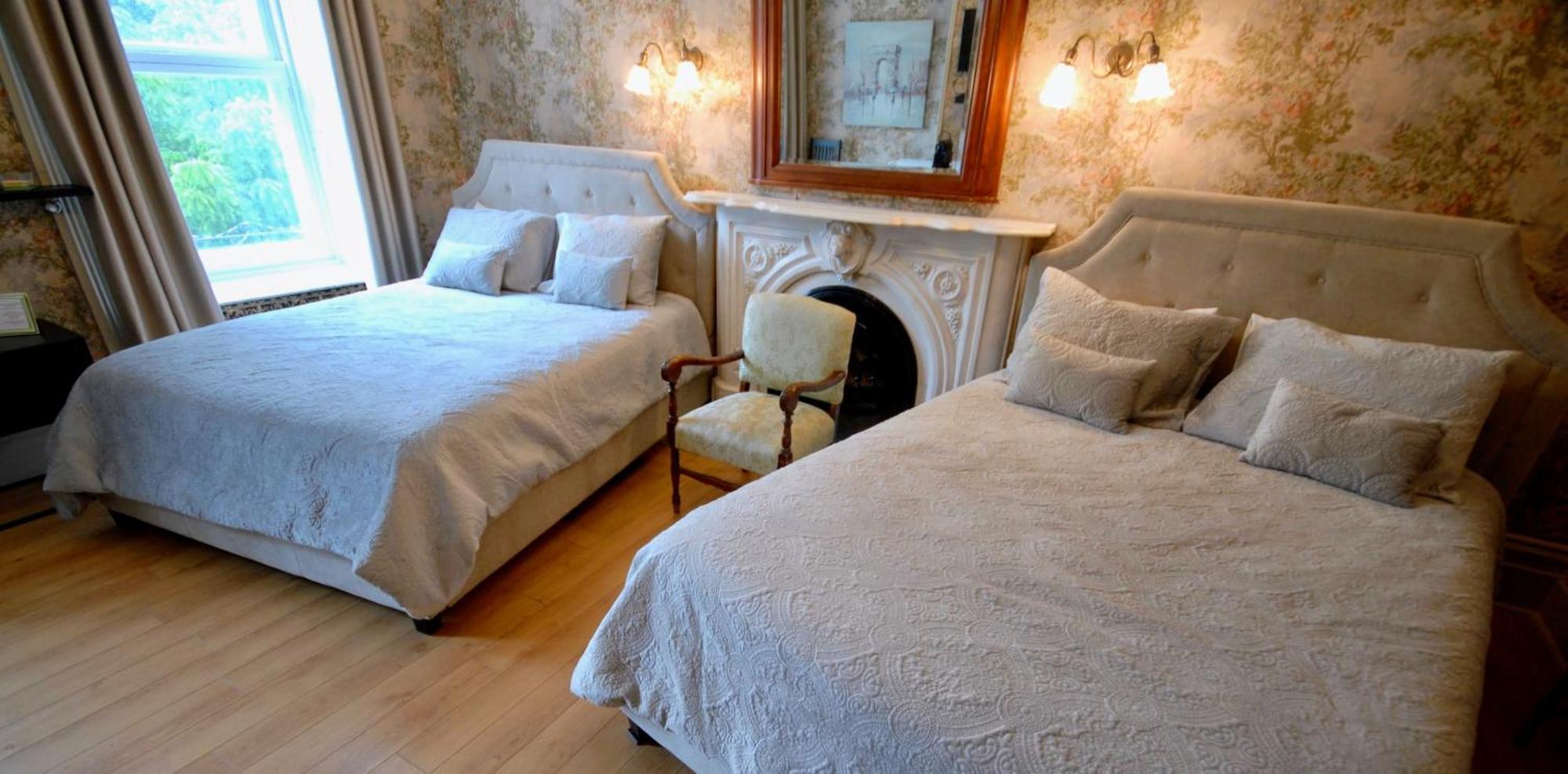 Manoir Sainte Genevieve Hotel 2*