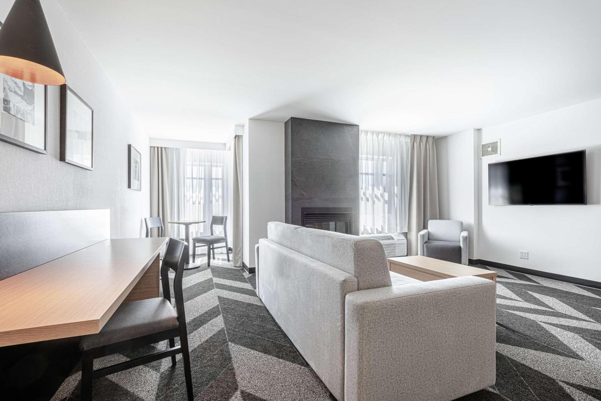 Doubletree By Hilton Quebec City