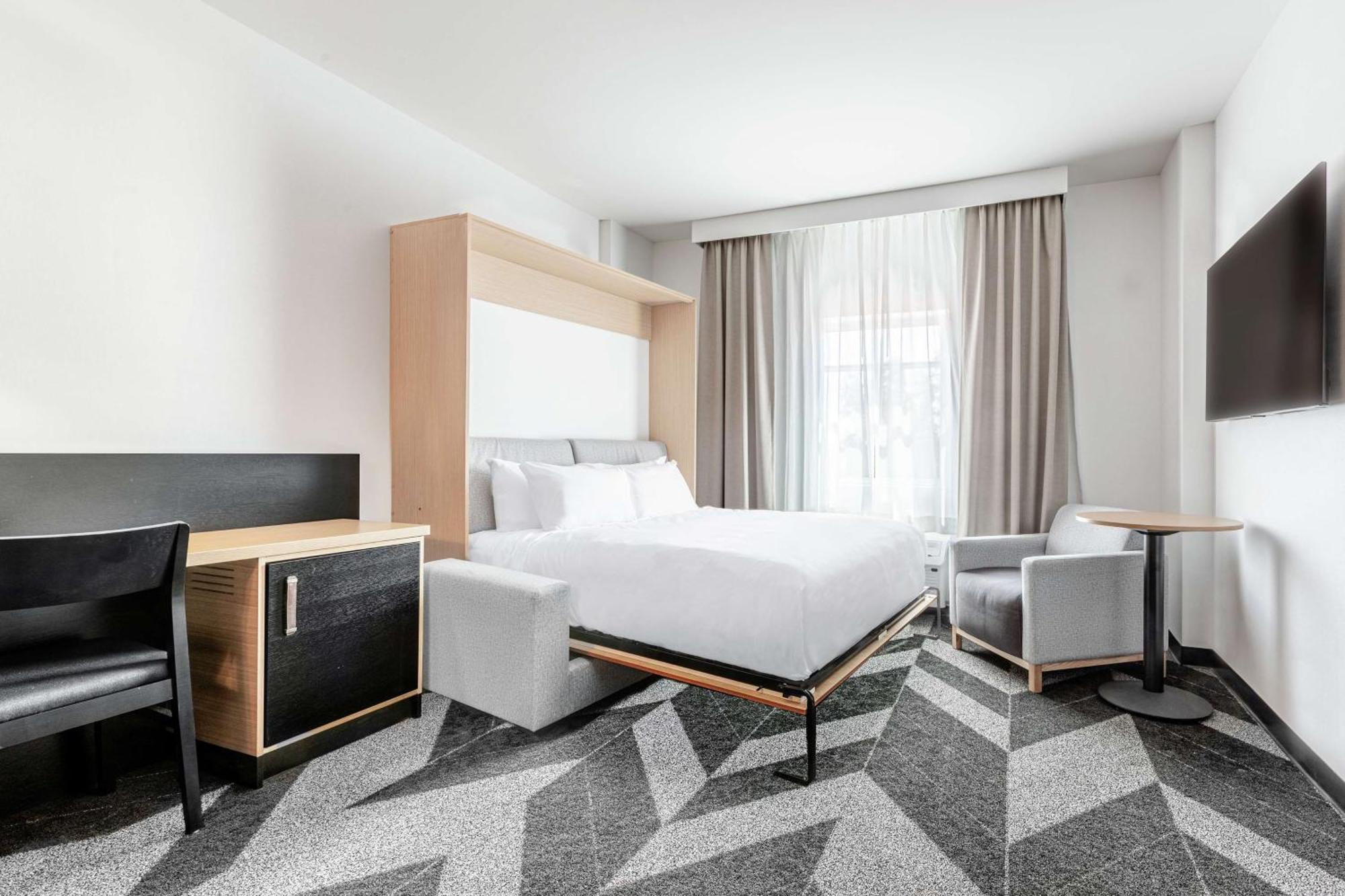 Doubletree By Hilton 4* Quebec City