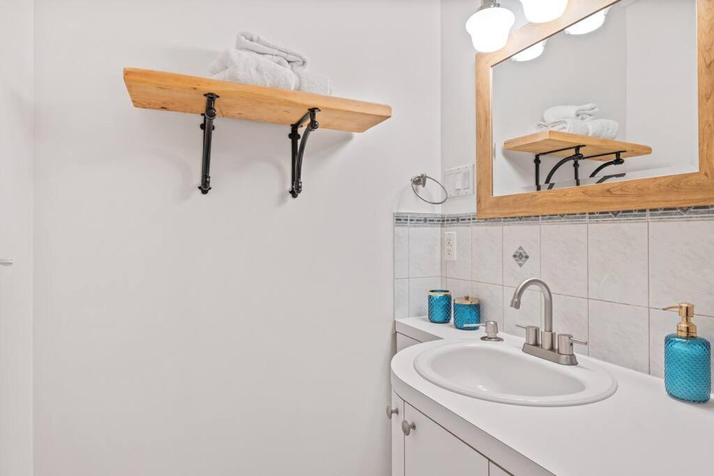 Vieux-quebec Loft Historique Au Coeur De La *